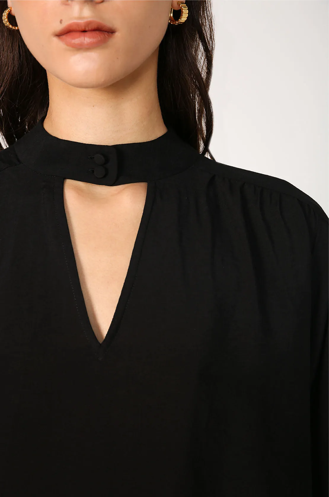 assemble top / black