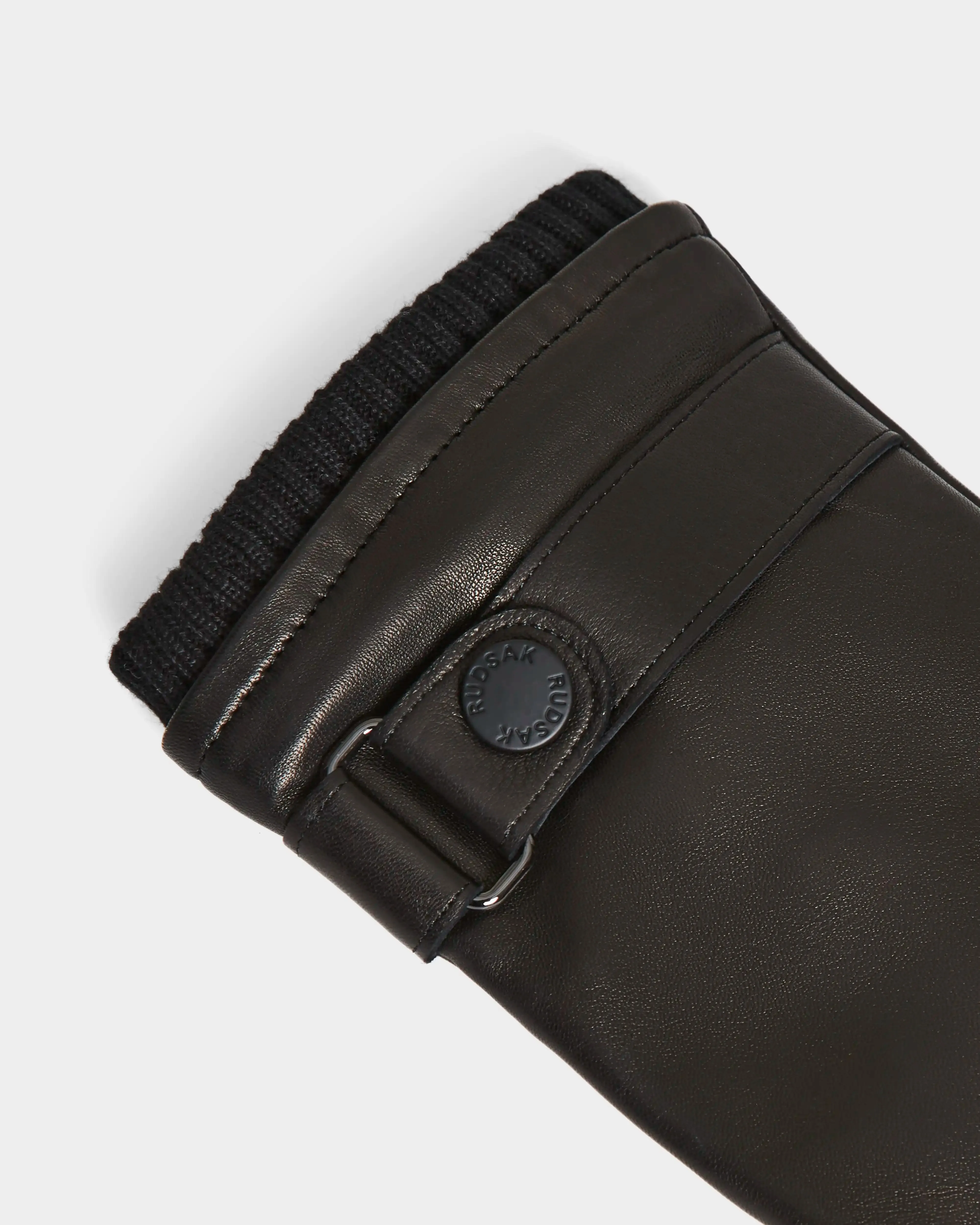 COAL - M423501 Black