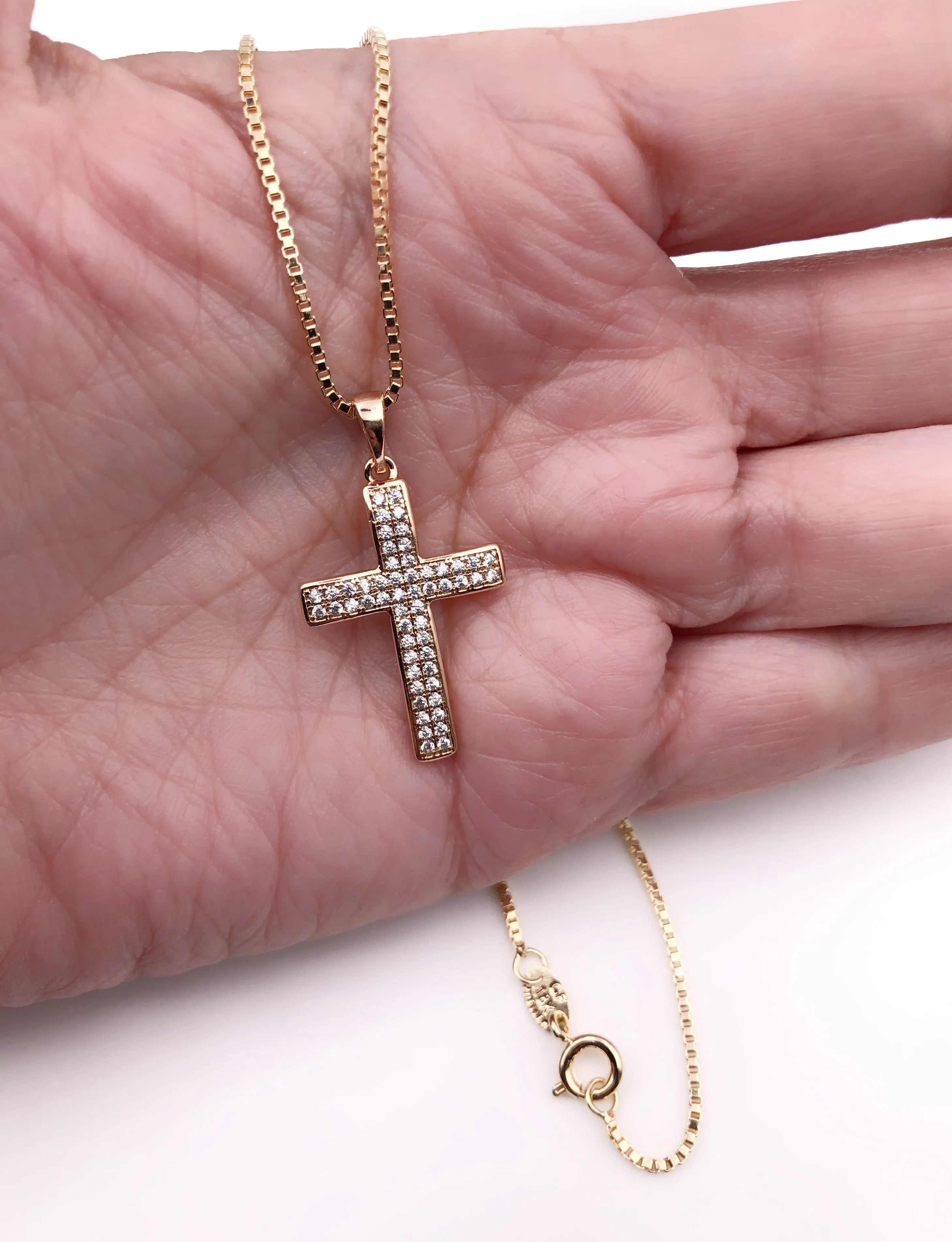 Cubic Zirconia 18K Gold Plated Medium Size Cross Necklace